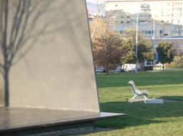 Oteiza-Skulptur/sculptura Pamplona