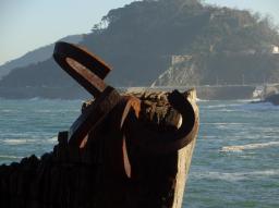 San Sebastian/Donostia Eduardo Chillida sculpture at the seaside San Sebastian/Donostia Eduardo Chillida sculpture at the seaside