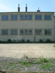 Fotoausflug Industriegebiet Liesing/Haus mit Machendrahtzaun