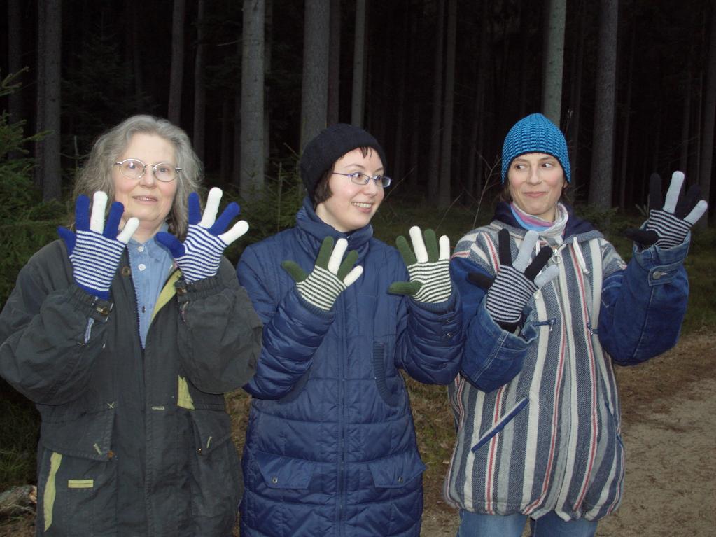 Luise, Veronika, Magdalena/matched gloves