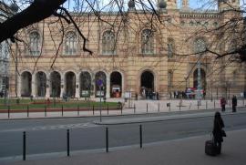 Large Synagogue/from outside