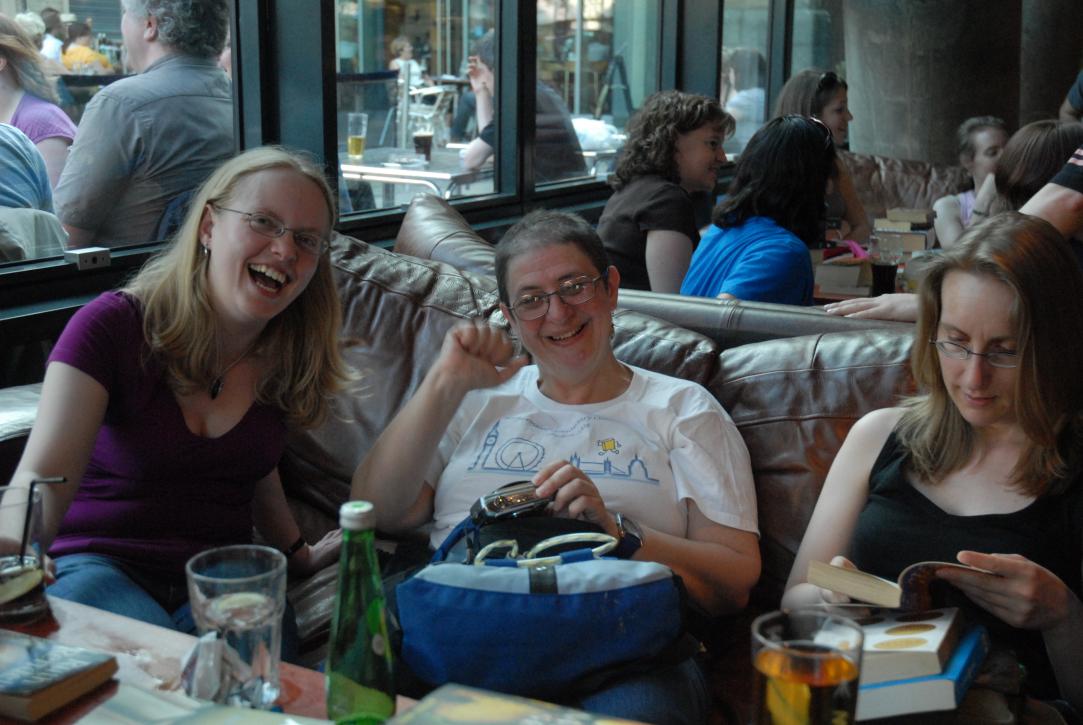 Edinburgh Meetup at The Tun on Thursday before Uncon/LittleSuz, ConstantWeader