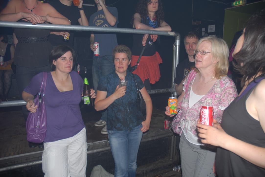 In the disco: Gizmopuddy, Helod, Roxy4, (verenka)