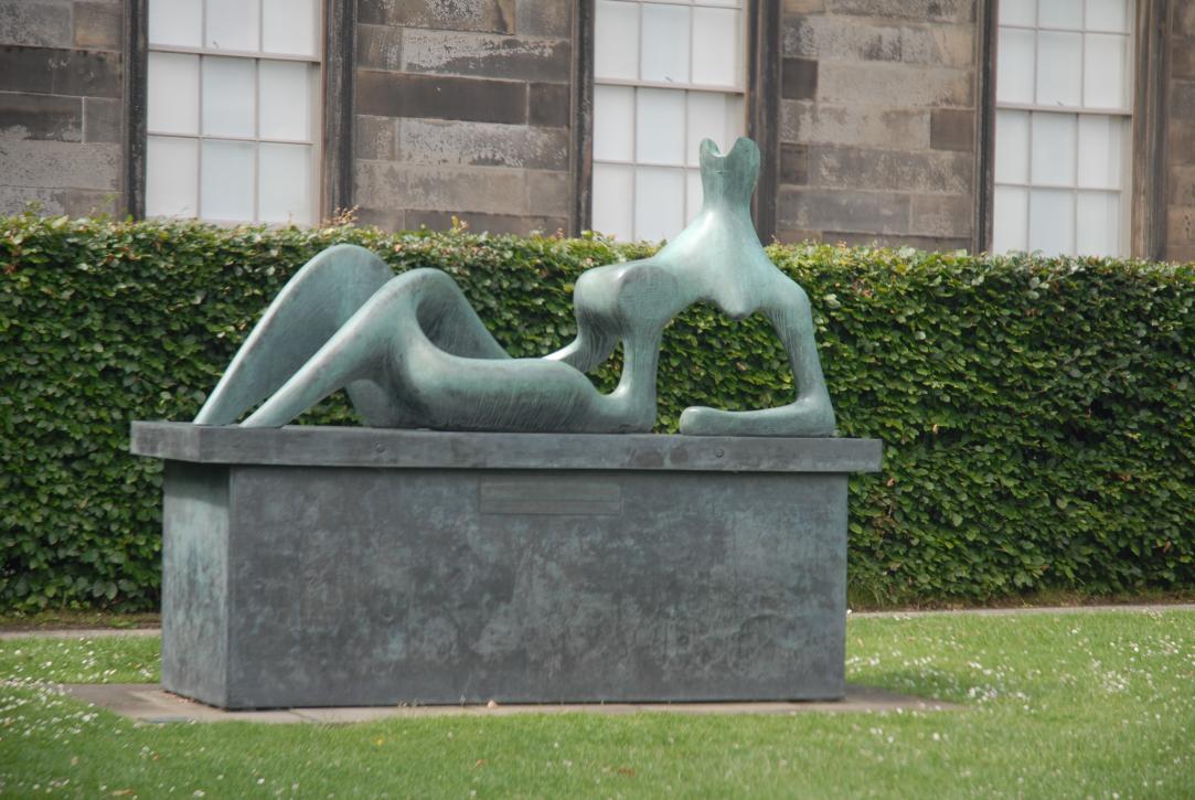 Gallery of Modern Art/Henry Moore/Reclining Figure 1951