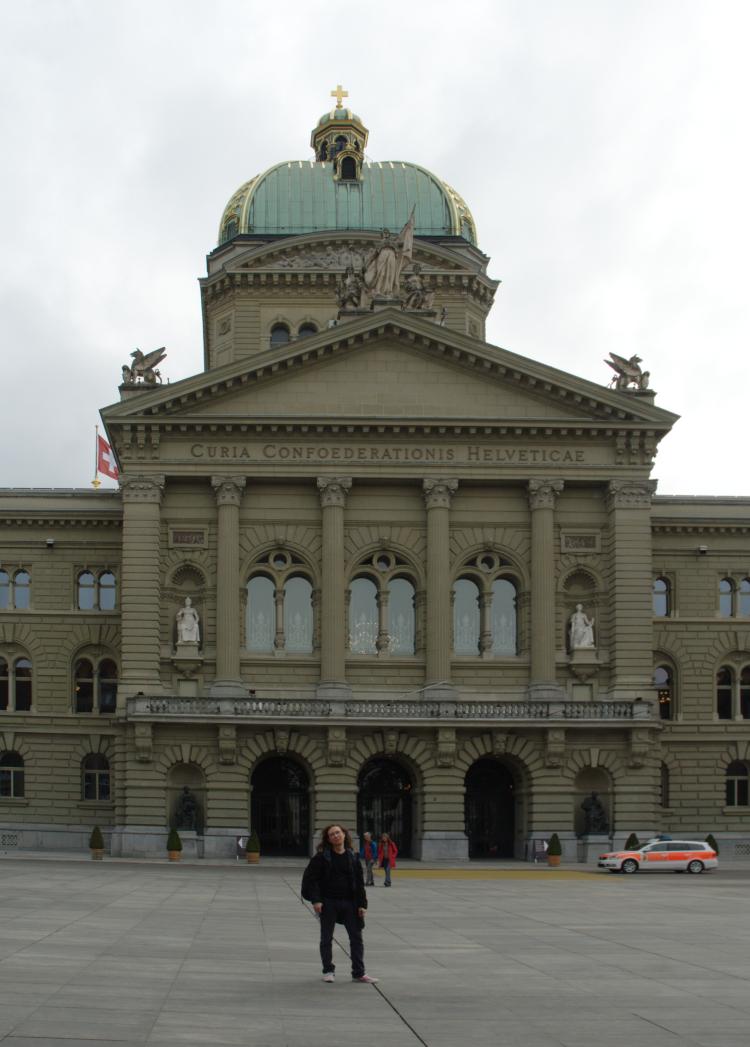 Alexander vor Bundeshaus/"Curia Confoederationis Helveticae"/Bern/Berne Schweiz/Switzerland