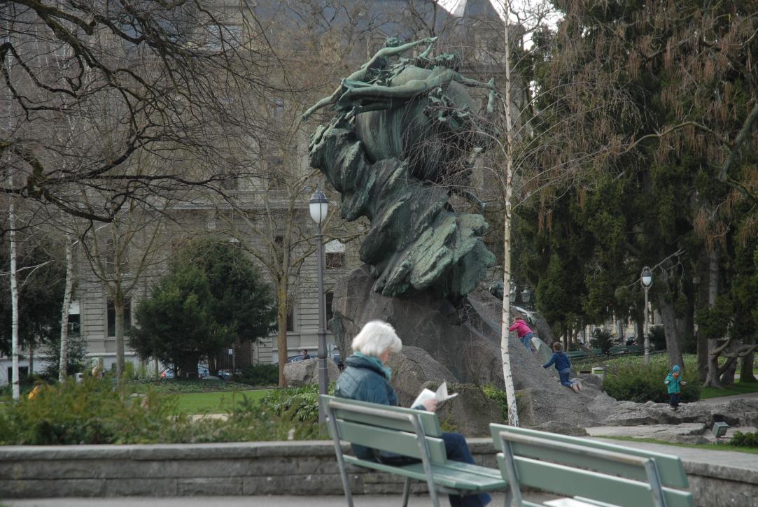 Kleine Schanze - Kinder klettern/Bern/Berne Schweiz/Switzerland