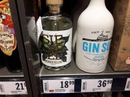 Alkoholfreier Gin bei Interspar Wien Mitte, auch in der Interspar Weinwelt erhältlich 