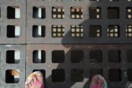 left side of Museu Nacional d'Art de Catalunya/iron grid/public left side of Museu Nacional d'Art de Catalunya/iron grid/public
