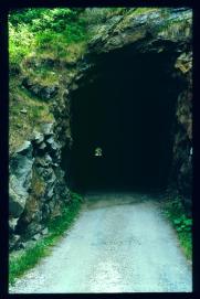 Oesterreich-Reise Juli 1991/Tunnel/Dunkelkammer/tunnel/darkroom