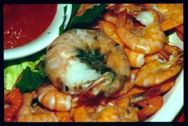 USA Weihnachten 1993/1994/New Year's Eve 1994/shrimps/catsup sauce/detail: prawn